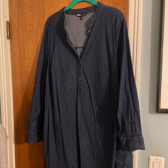 Universal Standard Hannah Denim Shirt Dress - Picture 3 of 4
